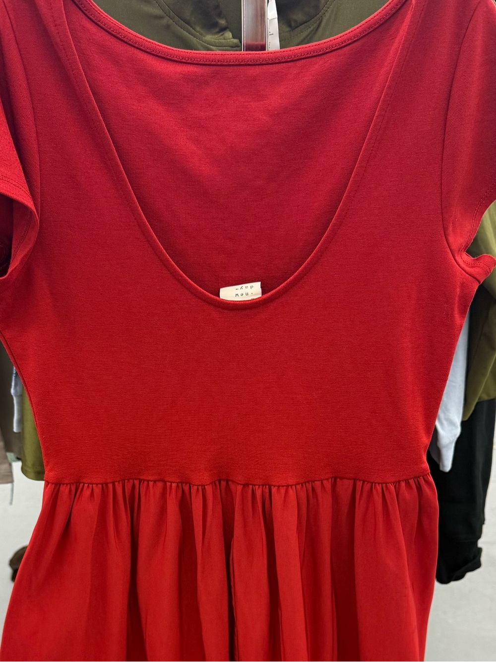 A NEW DAY Red Midi Dress M NWOT - Picture 3 of 4